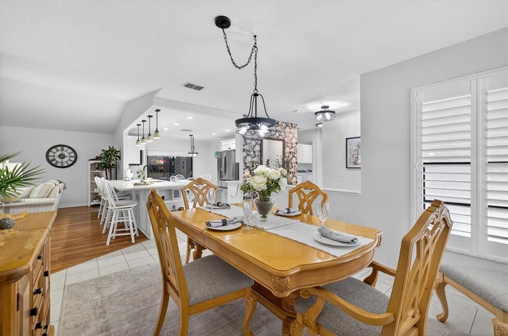 Dining room, Interior, Kitchen, Pendant Lights, Recessed Lighting, Wood Texture Flooring