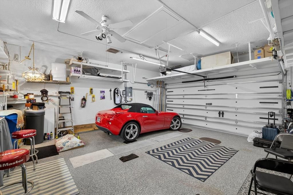 Garage, Interior