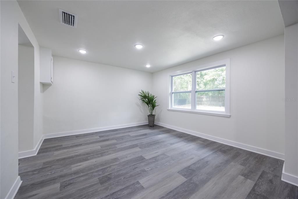 Empty room, Interior, Recessed Lighting, Wood Texture Flooring