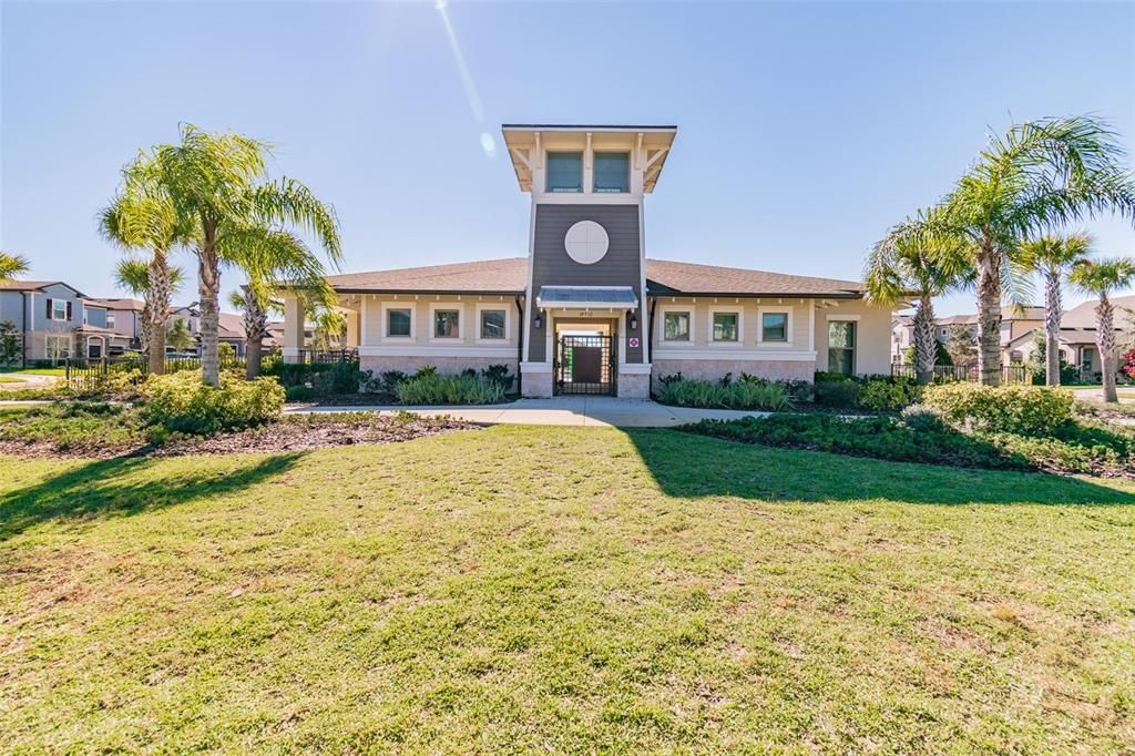Backyard, Exterior, Facade, Ranch