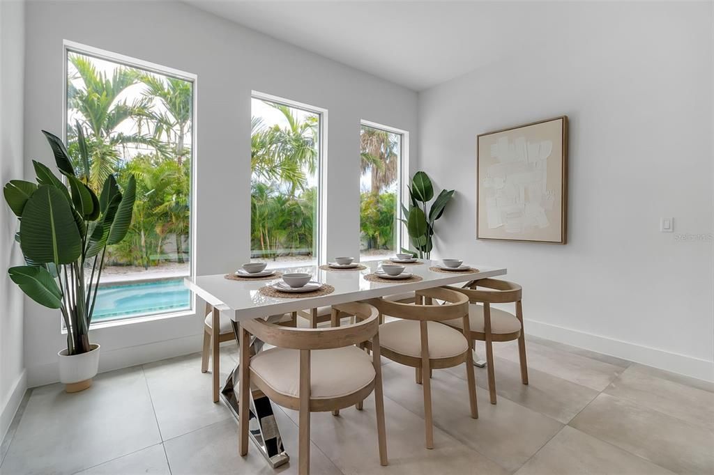 Dining room, Interior