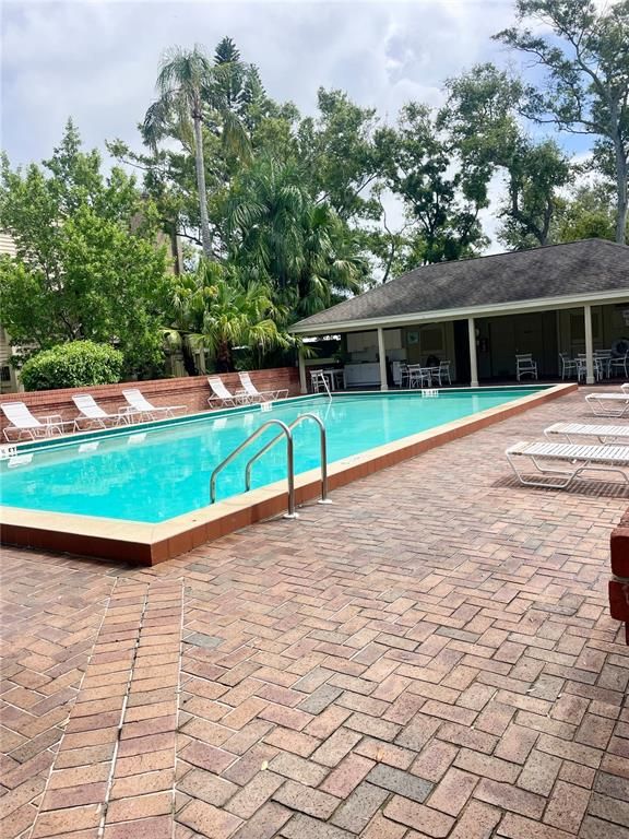 Exterior, Pool
