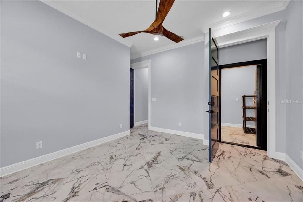 Empty room, Interior, Marble, Recessed Lighting