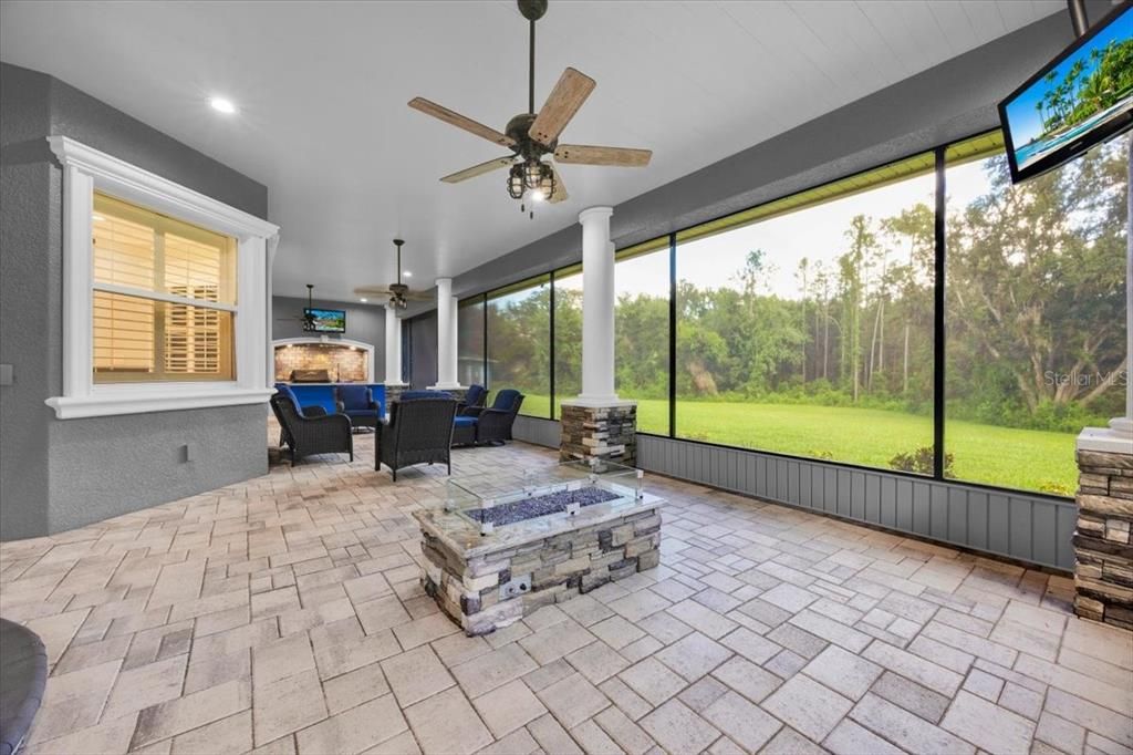 Dining room, Interior, Living room, Recessed Lighting, Sun Room
