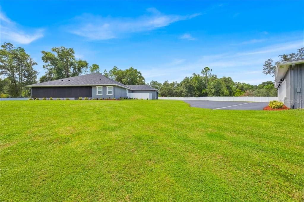 Backyard, Exterior