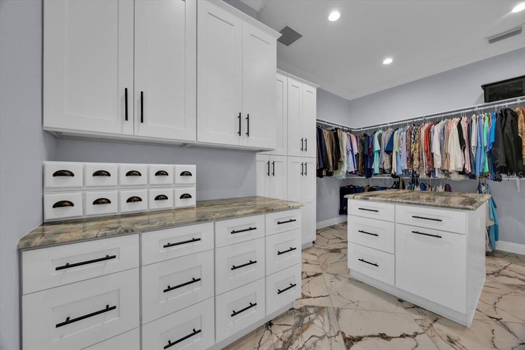 Interior, Marble, Recessed Lighting, Walk-in Closets