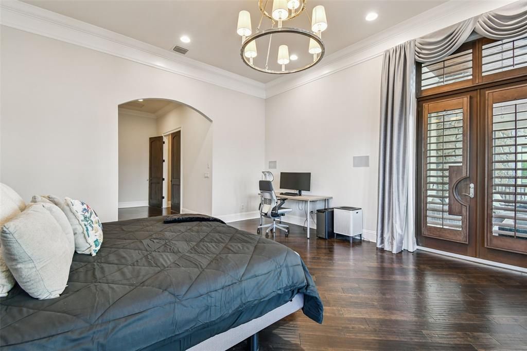 Bedroom, Home Office, Interior, Pendant Lights, Recessed Lighting, Wood Texture Flooring
