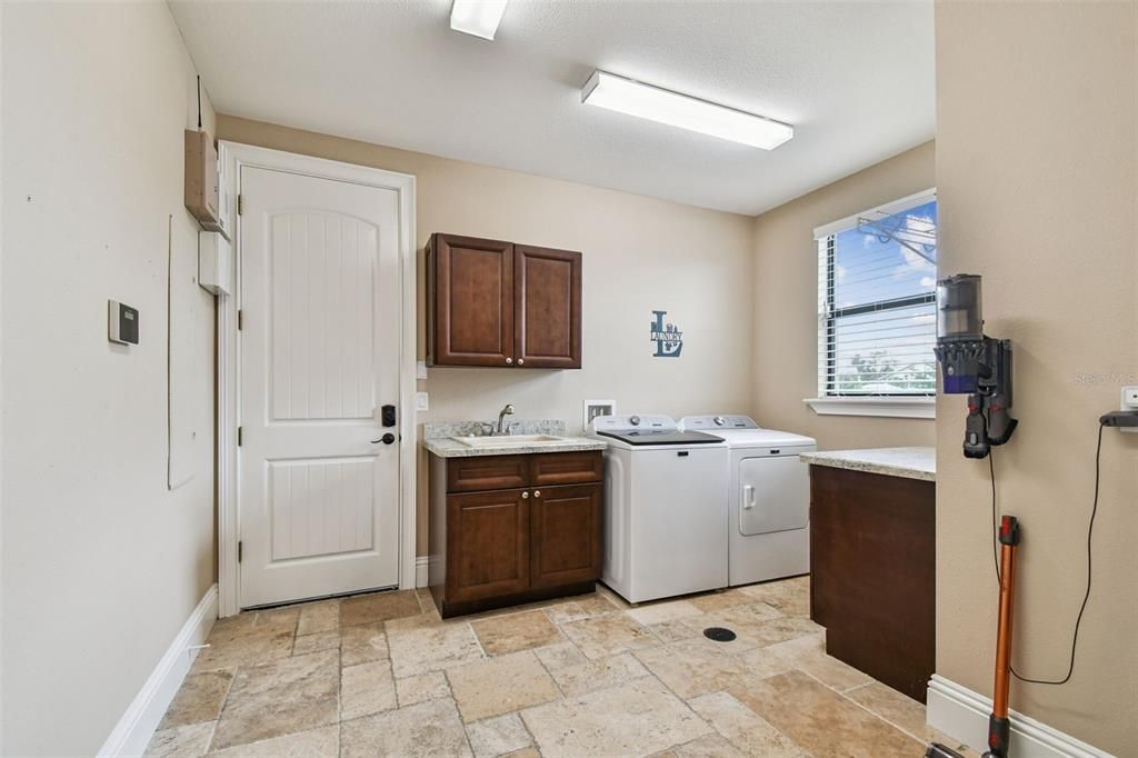Interior, Washer