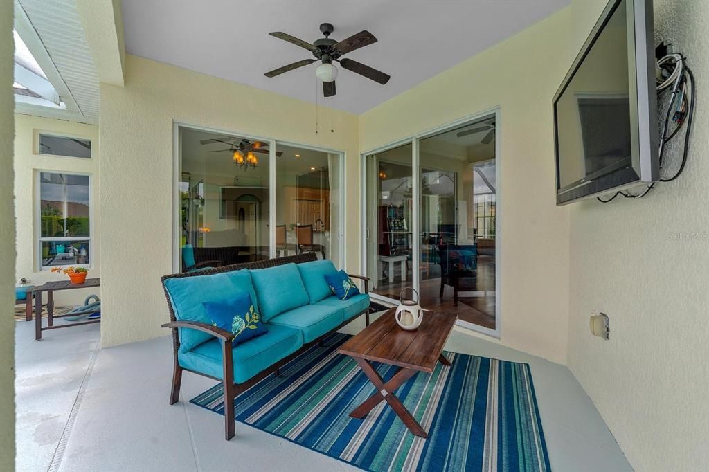 Interior, Living room