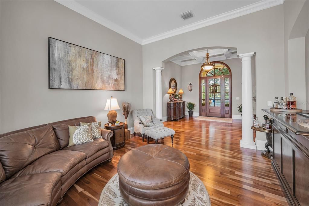 Interior, Living room, Pendant Lights, Wood Texture Flooring