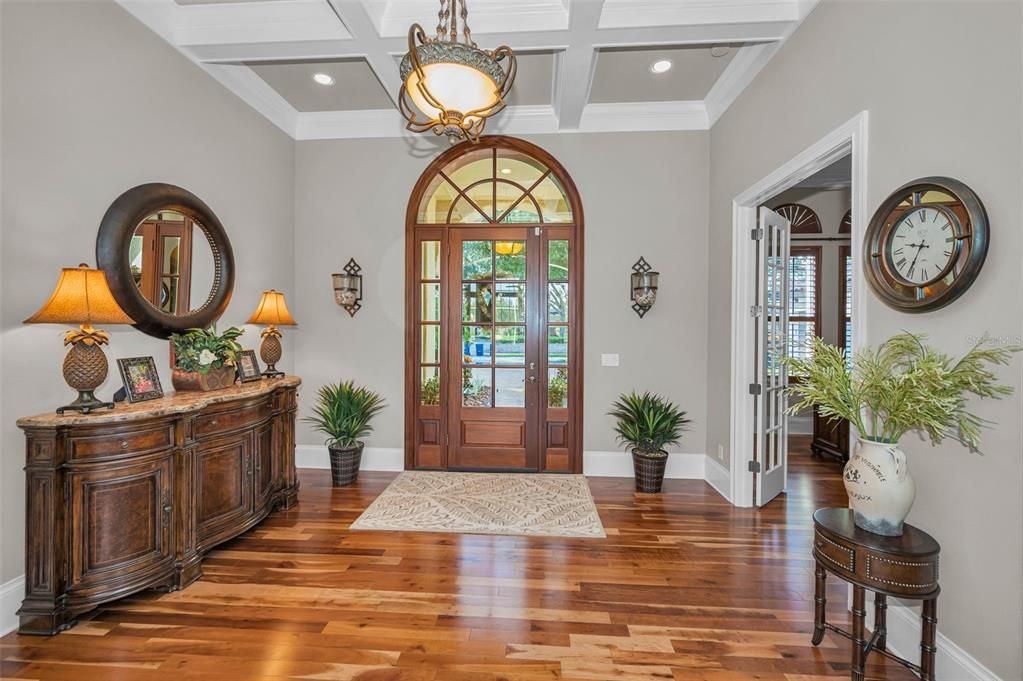 Interior, Pendant Lights, Recessed Lighting, Wood Texture Flooring