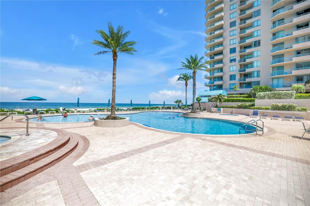 Exterior, Pool, Water