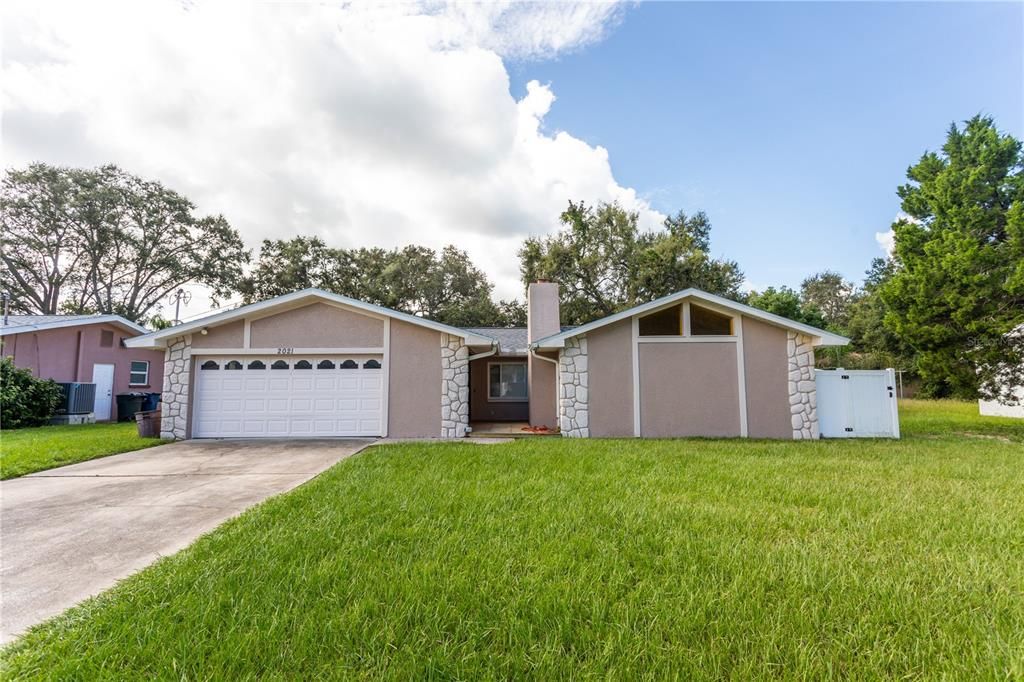 Backyard, Detached Garage, Exterior