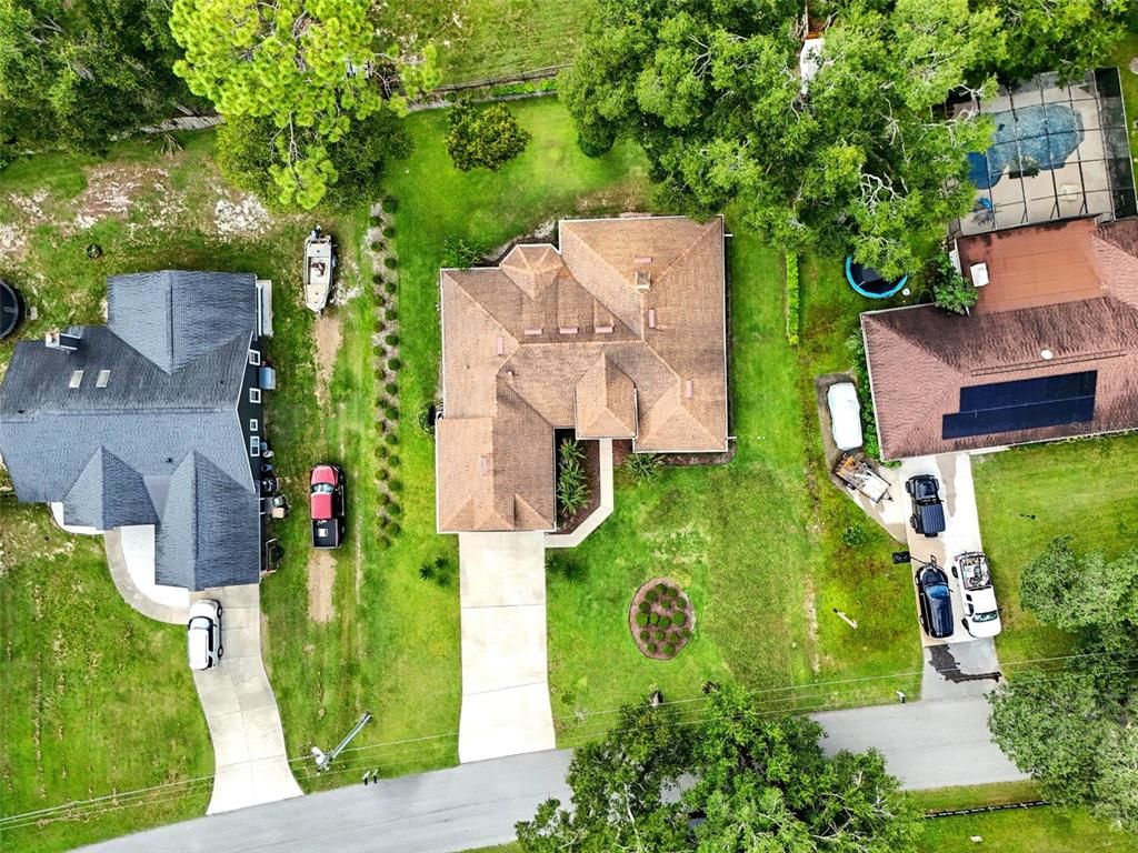 Exterior, Drone