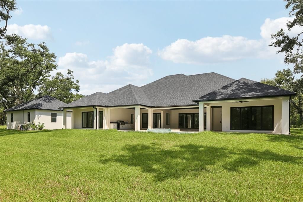 Backyard, Exterior