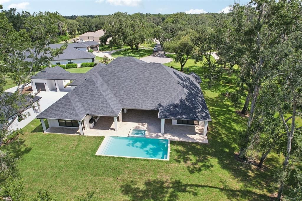 Exterior, Drone