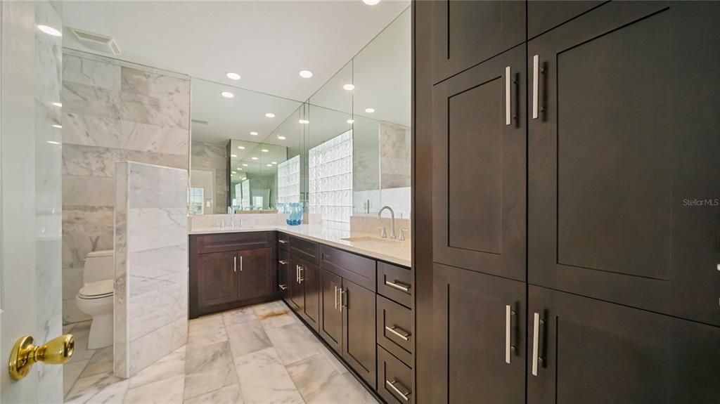 Bathroom, Interior, Marble, Marble Walls, Recessed Lighting