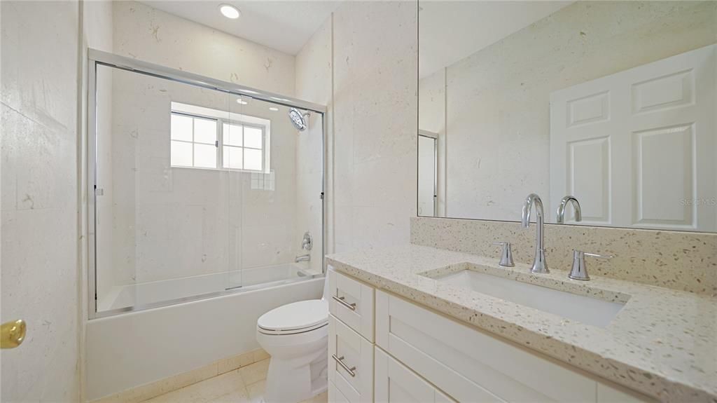 Bathroom, Interior, Recessed Lighting