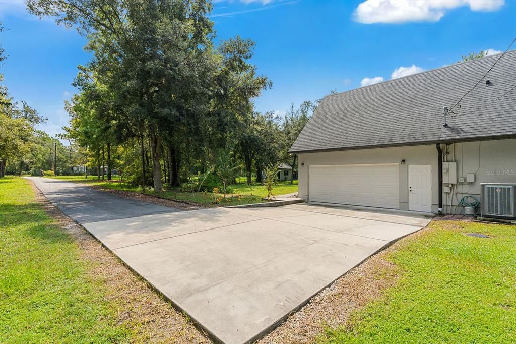 Backyard, Detached Garage, Exterior