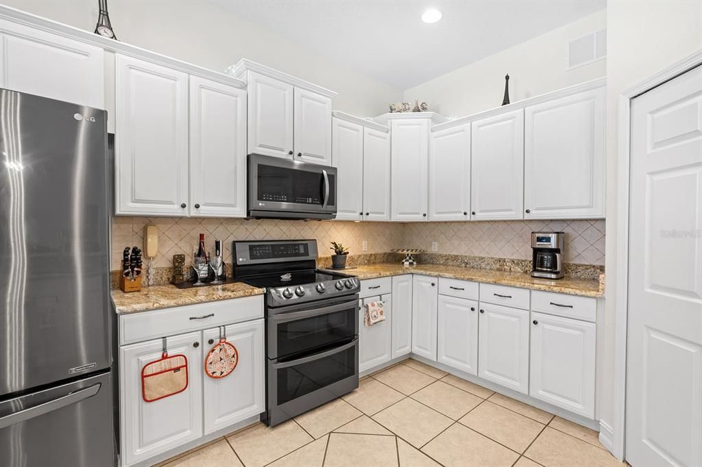 Interior, Kitchen, Recessed Lighting