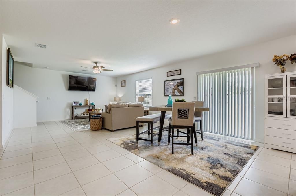 Dining room, Interior, Living room, Recessed Lighting
