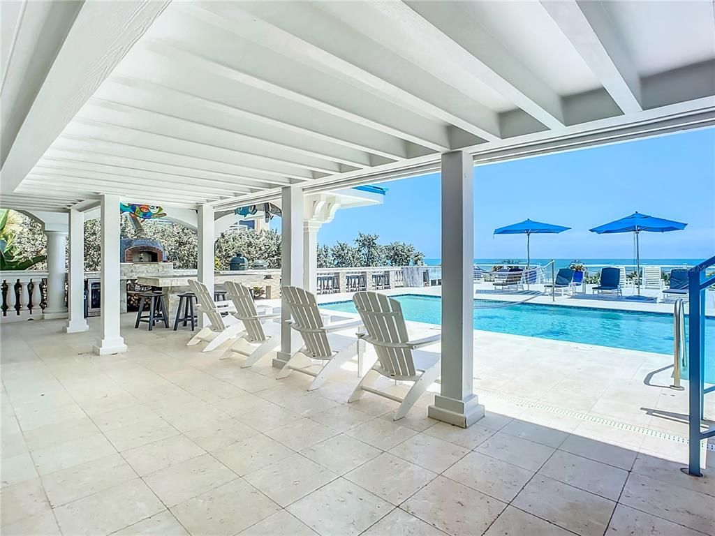 Exterior, Pool, Water