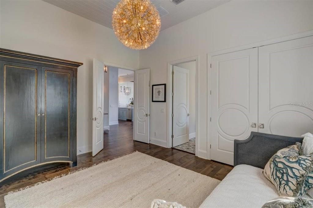 Chandelier, Interior, Wood Texture Flooring