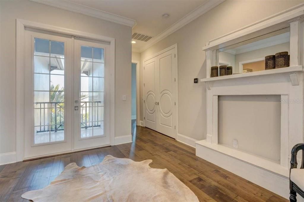 Fireplace, Interior, Recessed Lighting, Wood Texture Flooring