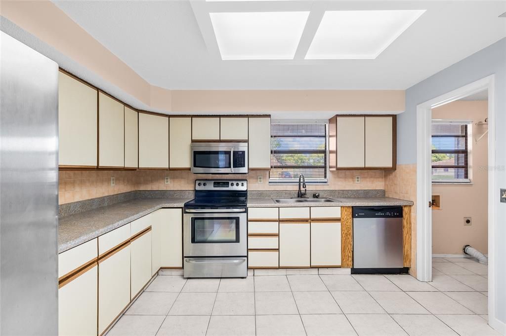 Interior, Kitchen, Stainless Steel Appliances
