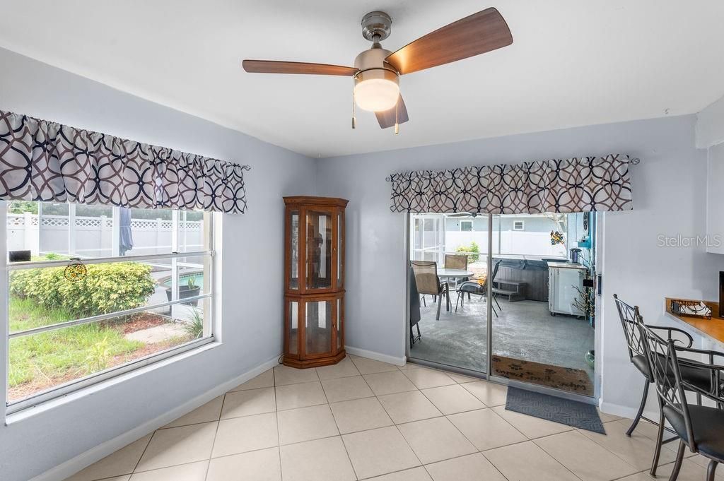 Dining room, Interior