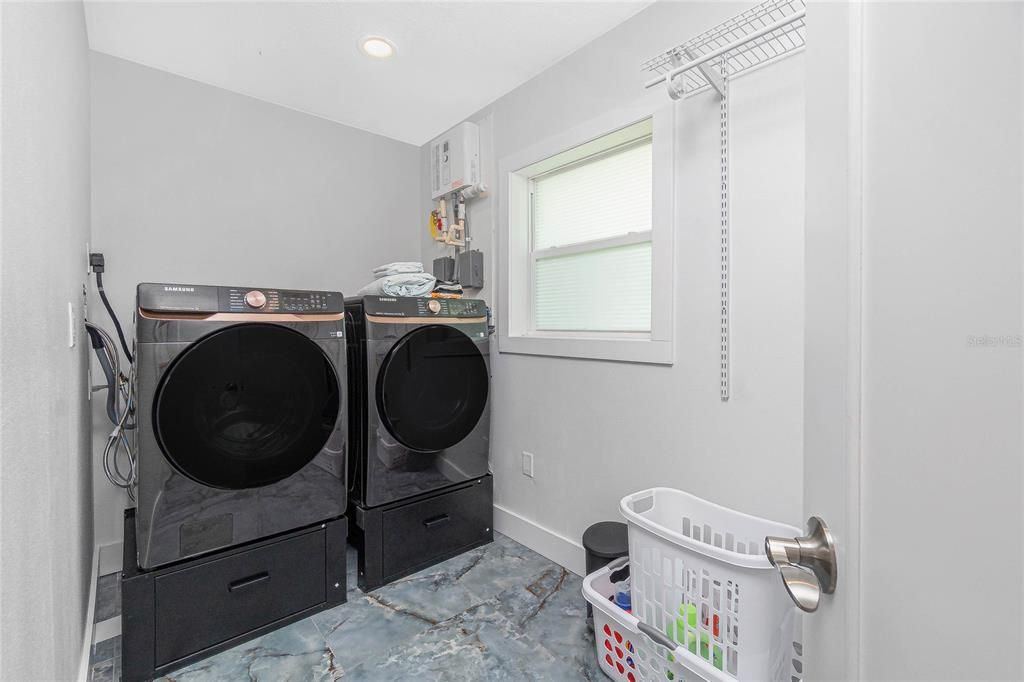 Interior, Recessed Lighting, Washer