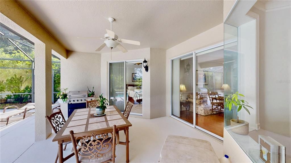 Dining room, Interior