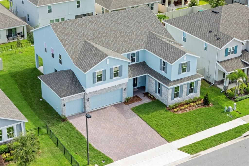 Exterior, Drone