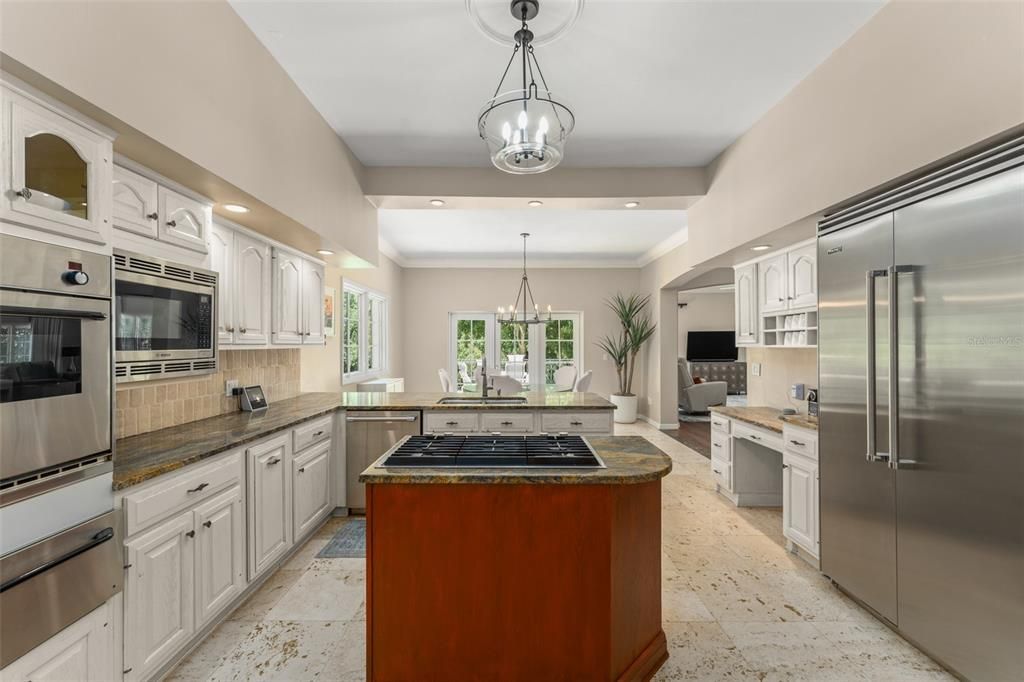 Chandelier, Interior, Kitchen, Pendant Lights, Recessed Lighting, Stainless Steel Appliances