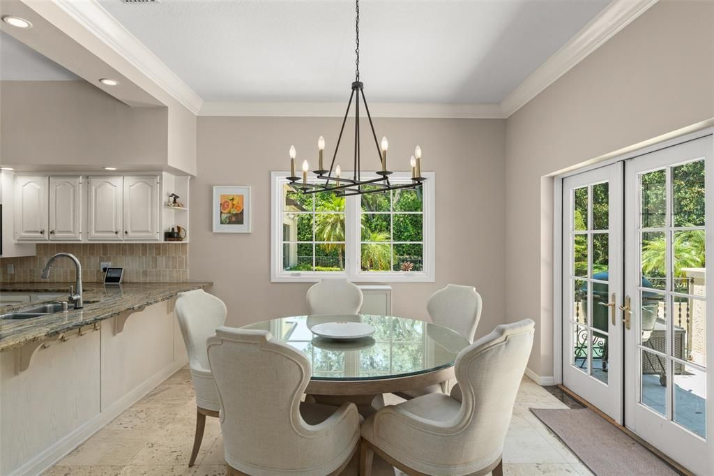 Chandelier, Dining room, Interior, Pendant Lights, Recessed Lighting