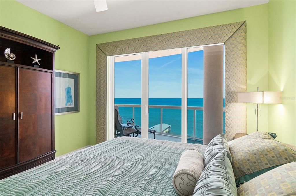 Bedroom, Interior, Water