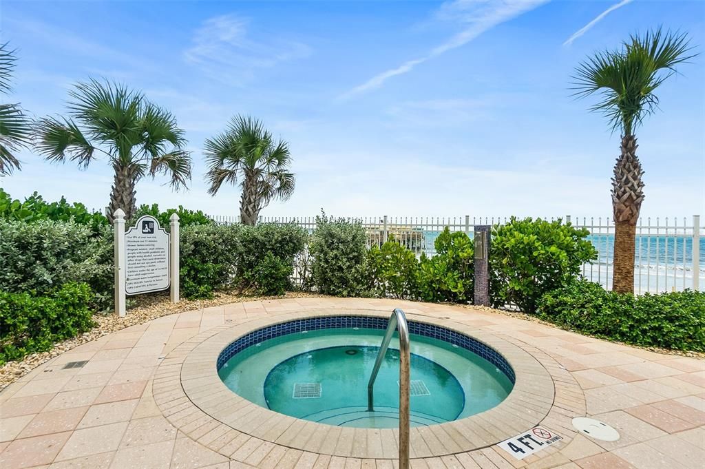 Exterior, Pool, Water
