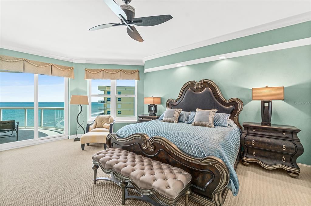 Bedroom, Interior, Water