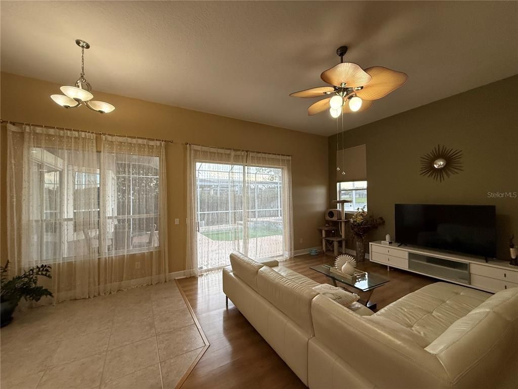 Interior, Living room, Pendant Lights, Wood Texture Flooring