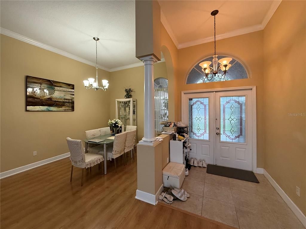 Chandelier, Dining room, Interior, Pendant Lights, Wood Texture Flooring