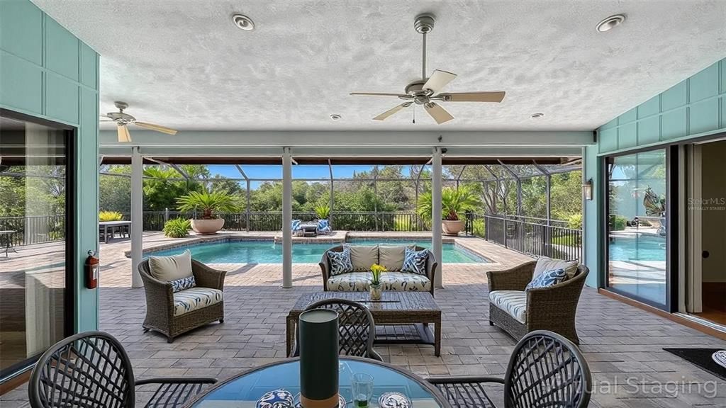 Interior, Pool, Sun Room