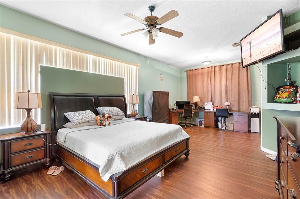 Bedroom, Home Office, Interior, Wood Texture Flooring