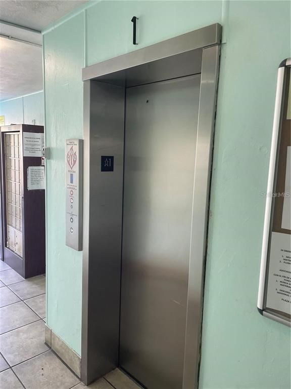 Elevator, Interior