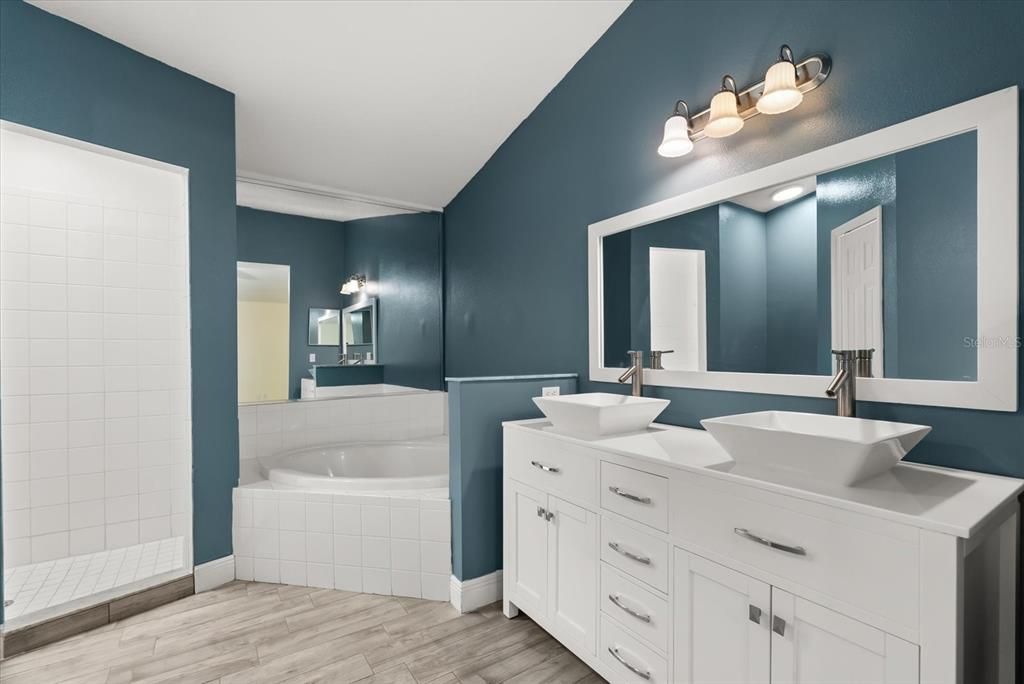 Bathroom, Dual Sink Vanities, Interior, Wood Texture Flooring