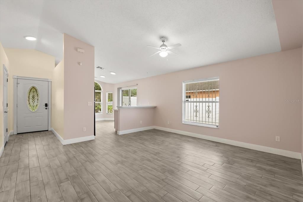 Empty room, Interior, Recessed Lighting, Wood Texture Flooring