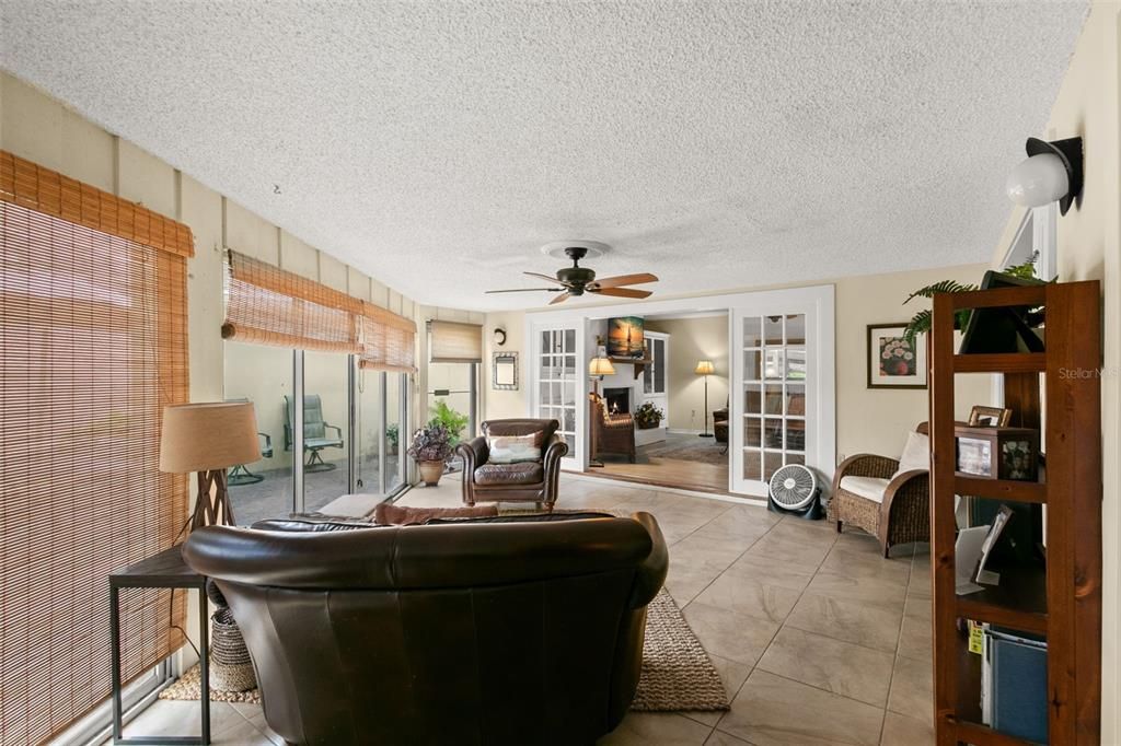 Fireplace, Interior, Living room