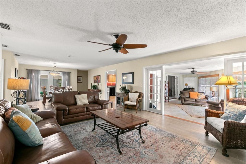 Dining room, Interior, Living room, Pendant Lights, Wood Texture Flooring