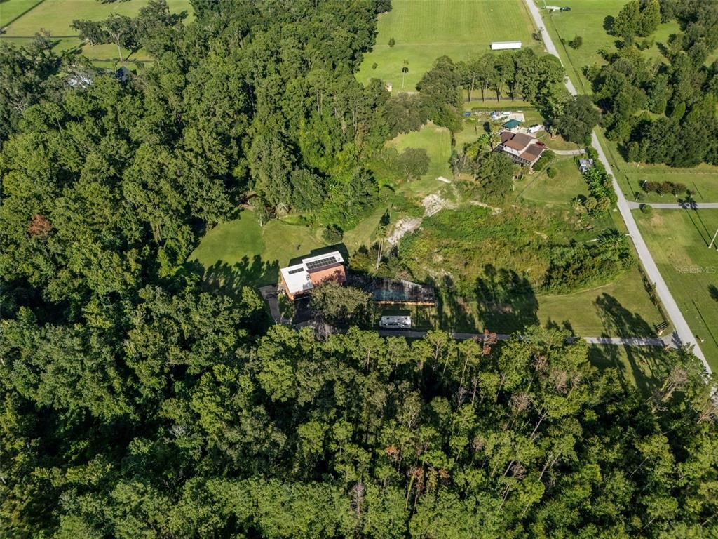 Exterior, Drone