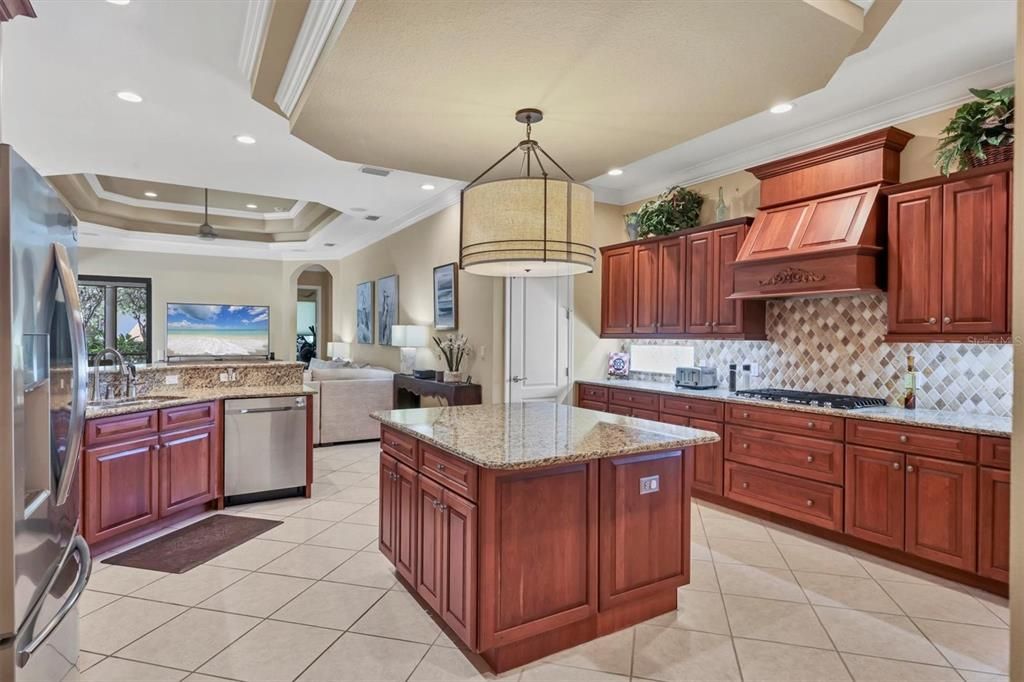 Interior, Kitchen, Living room, Pendant Lights, Recessed Lighting, Stainless Steel Appliances