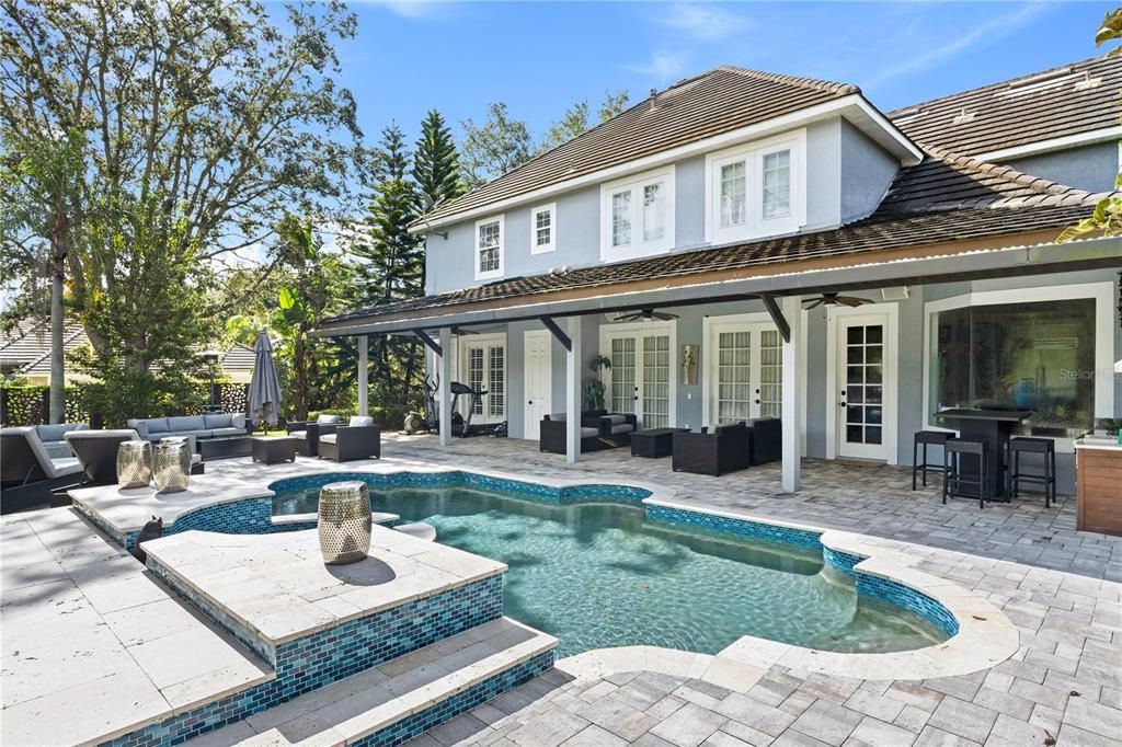 Exterior, Outdoor Kitchen, Pool